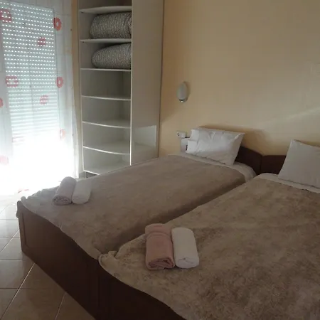 Apartmanhotel Delfini Aszproválta