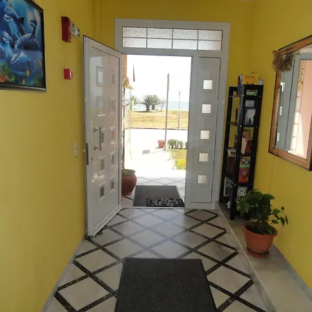 Delfini Apartmanhotel 3*