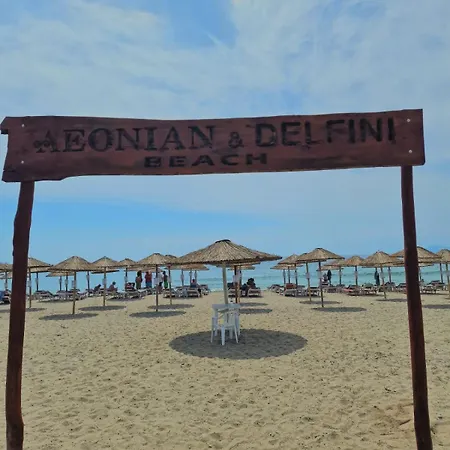 Delfini Apartahotel