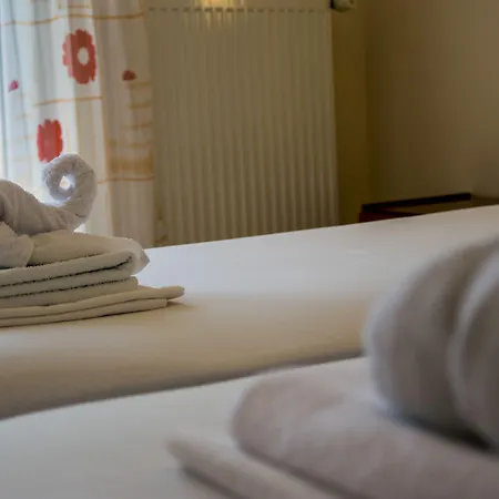 Delfini Apartahotel