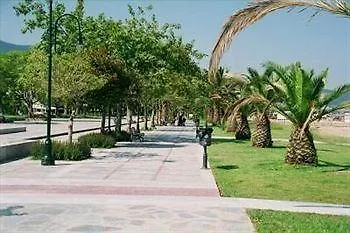 Delfini شقة فندقية 3*