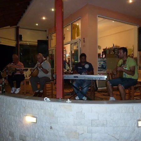 Delfini 3* أسبروبالتا