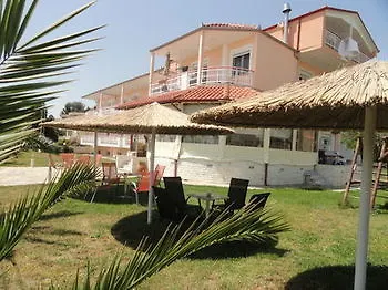 Delfini Aparthotel Asproválta